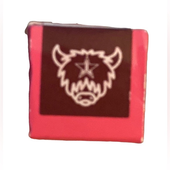 ❤️ 2 for $19 ~ Jeffree Star Velour Liquid Lipstick “Yak,” NWT - Picture 2 of 8